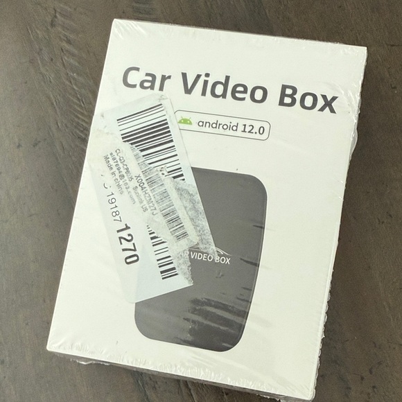 Wireless Car Video Box Android 12.0 Black - Picture 1 of 4